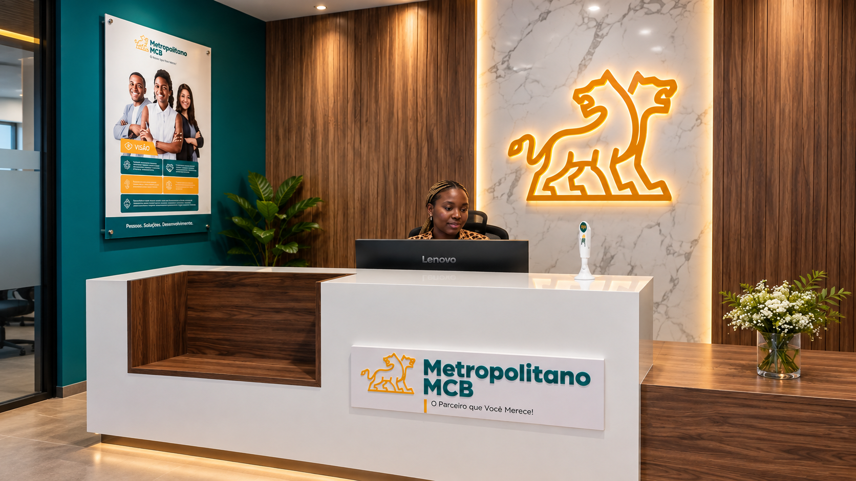 Receção do Metropolitano MCB em Maputo, com o logótipo institucional do banco